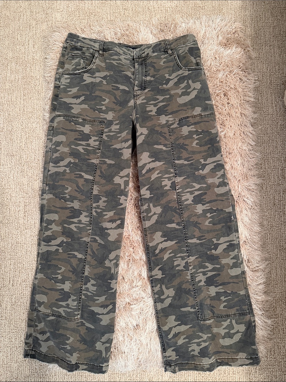 Kut from the Kloth Women's Camo Flare Wide Leg Jeans